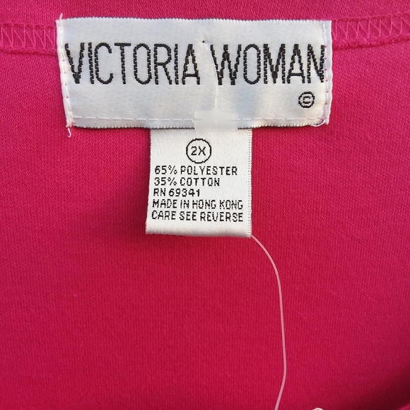 Vibrant Pink Parrot Embroidered T-Shirt 2X - Picture 4 of 9